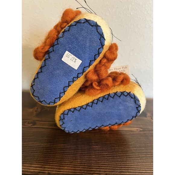 Leopold the Lion Slippers Hand Made Nepal Himalayas 100% Merino Wool 0-1 Y - Picture 5 of 5